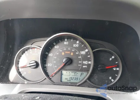 2016 Toyota Rav4 Le из США, поврежденный, VIN 2T3BFREVXGW446551